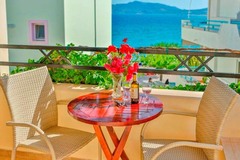 Haraki Mare Studios Beach Front Εξωτερικό φωτογραφία