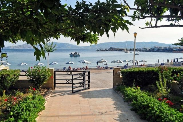 Haraki Mare Studios Beach Front Εξωτερικό φωτογραφία